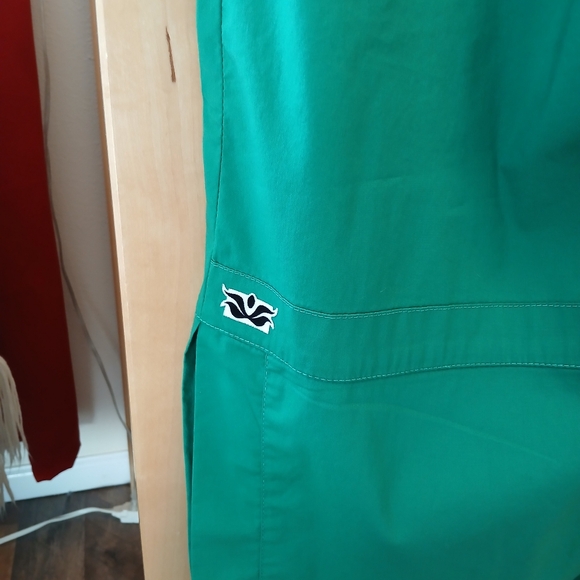 Be Present Green Drawstring Capri Pants Sz L - Picture 3 of 6